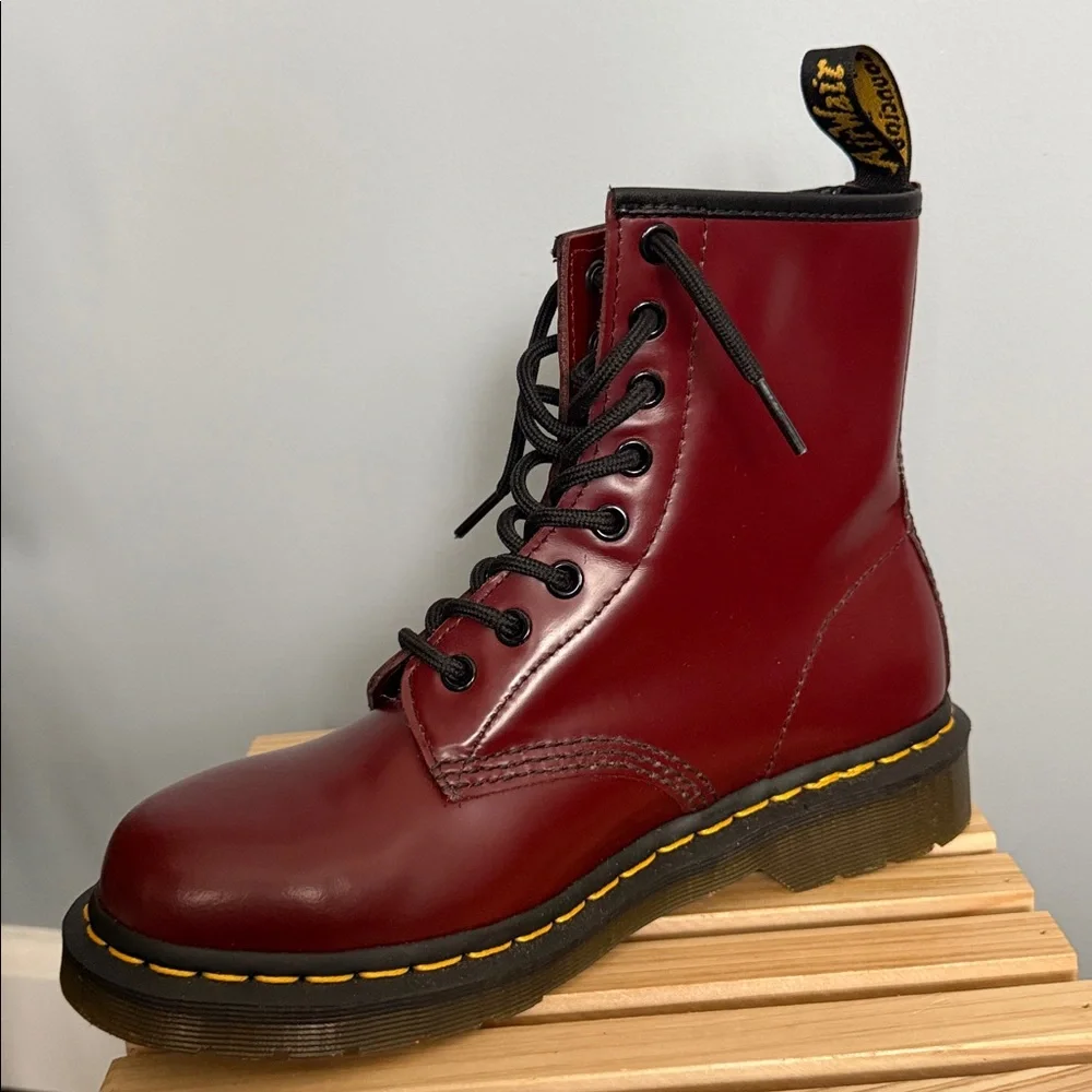 Dr. Martens Cherry Red Smooth Leather 1460 Boot Size US L 7 US M 6 - Picture 5 of 16